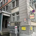 Over-night City-flat *