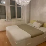 Over-night City-flat *