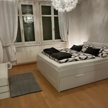 Over-night City-flat